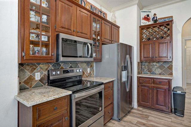 922 N Ridgemont Road, Republic, MO 65738