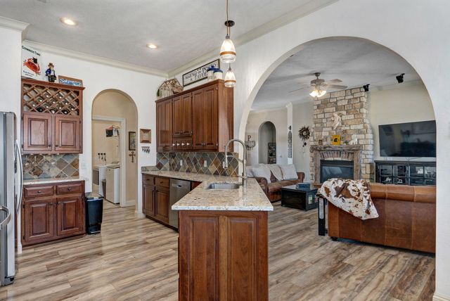 922 N Ridgemont Road, Republic, MO 65738