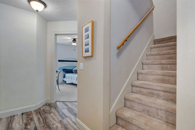 922 N Ridgemont Road, Republic, MO 65738