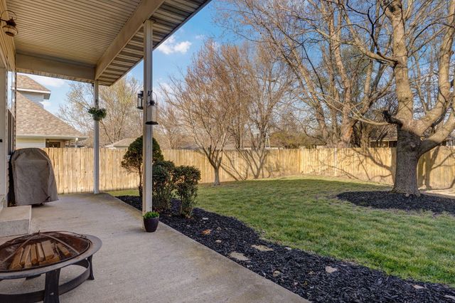 922 N Ridgemont Road, Republic, MO 65738