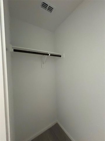5962 Mercer Street, Conroe, TX 77303