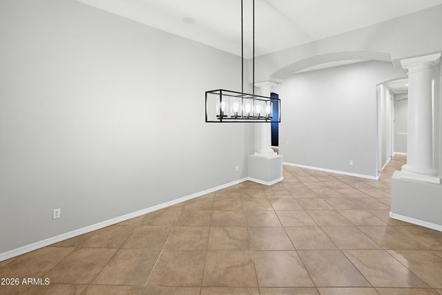 1735 W ALOE VERA Drive, Phoenix, AZ 85085