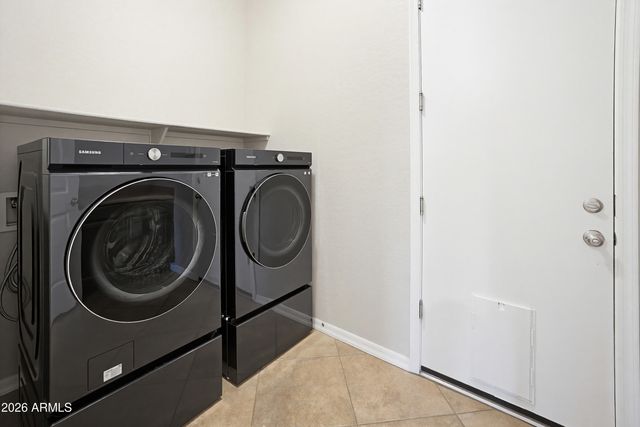 1735 W ALOE VERA Drive, Phoenix, AZ 85085