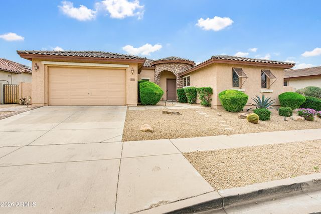 1735 W ALOE VERA Drive, Phoenix, AZ 85085