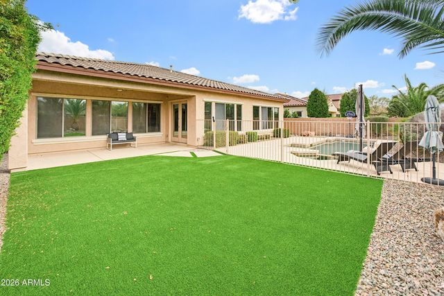 1735 W ALOE VERA Drive, Phoenix, AZ 85085