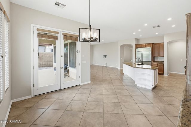 1735 W ALOE VERA Drive, Phoenix, AZ 85085