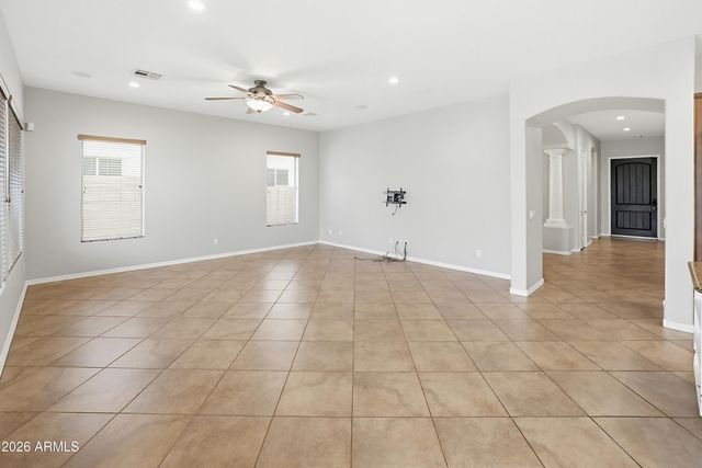 1735 W ALOE VERA Drive, Phoenix, AZ 85085