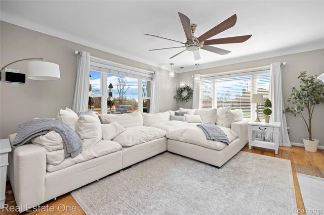 38233 Little Mack Avenue, Clinton Charter Township, MI 48036