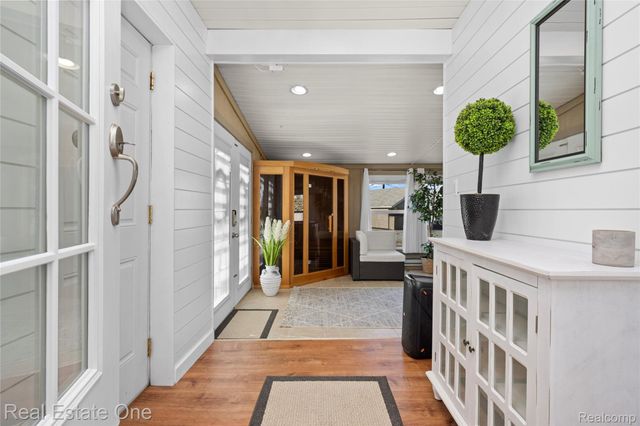 38233 Little Mack Avenue, Clinton Charter Township, MI 48036