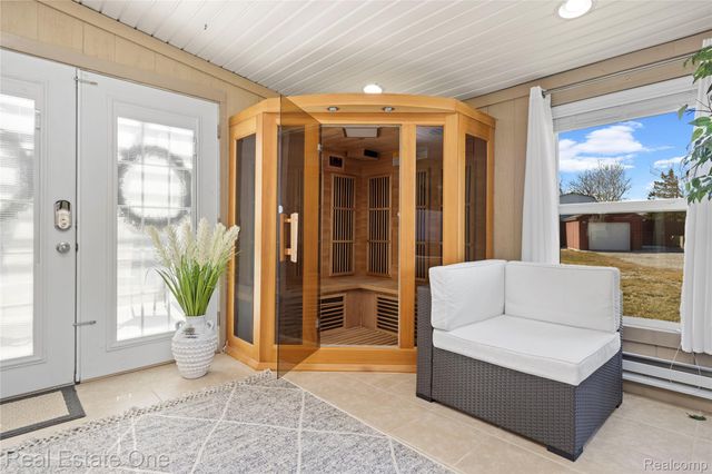 38233 Little Mack Avenue, Clinton Charter Township, MI 48036