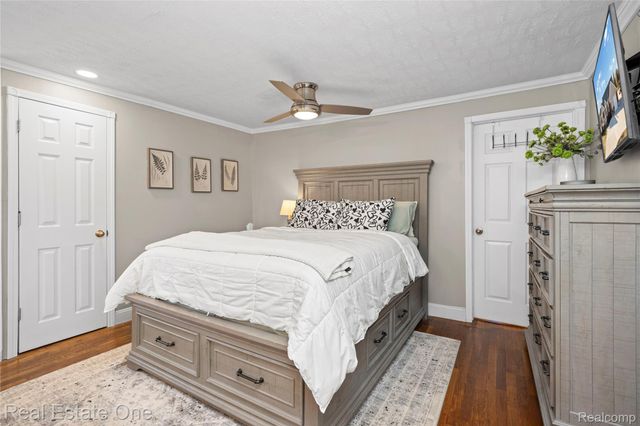 38233 Little Mack Avenue, Clinton Charter Township, MI 48036