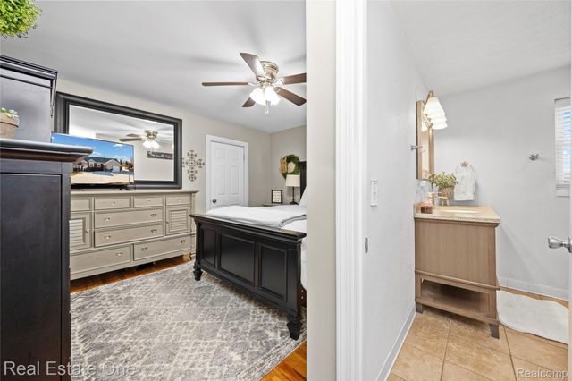 38233 Little Mack Avenue, Clinton Charter Township, MI 48036