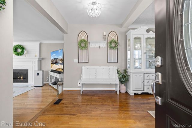 38233 Little Mack Avenue, Clinton Charter Township, MI 48036