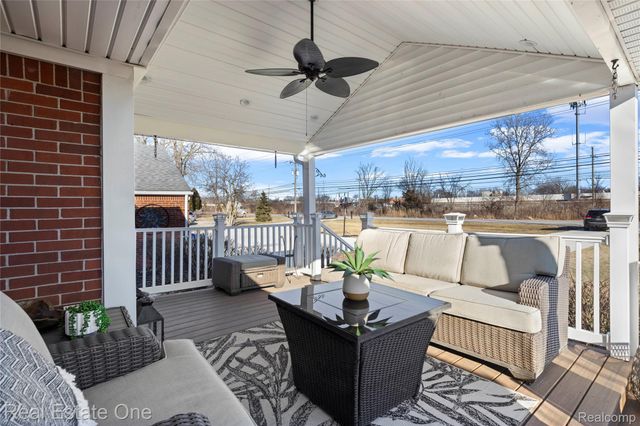 38233 Little Mack Avenue, Clinton Charter Township, MI 48036