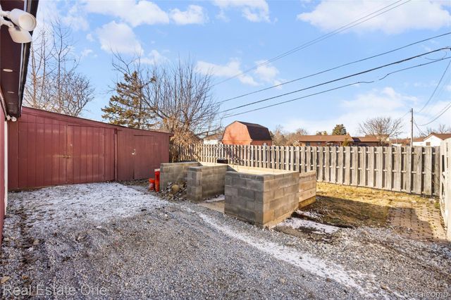 38233 Little Mack Avenue, Clinton Charter Township, MI 48036