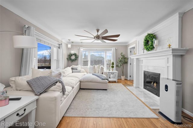 38233 Little Mack Avenue, Clinton Charter Township, MI 48036