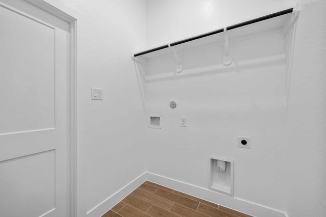 12326 Mead Grove Drive, Texas City, TX 77590