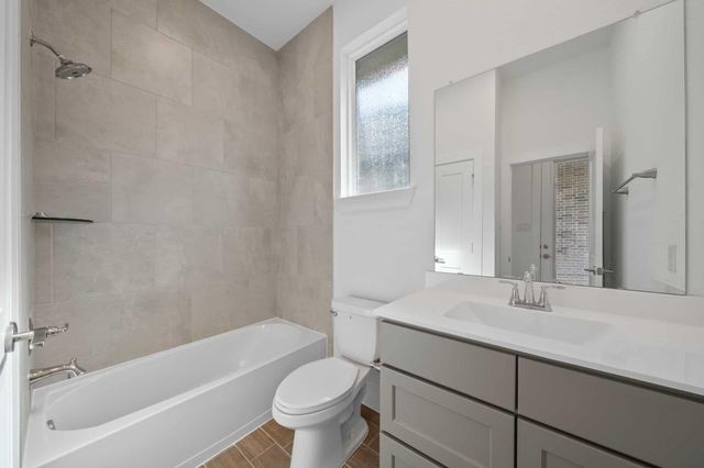 12326 Mead Grove Drive, Texas City, TX 77590