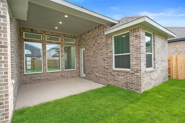 12326 Mead Grove Drive, Texas City, TX 77590