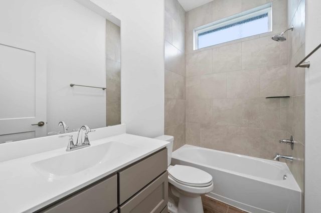 12326 Mead Grove Drive, Texas City, TX 77590