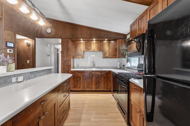 1661 ASPEN AVENUE, Nekoosa, WI 54457