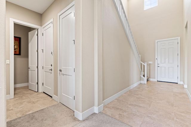 526 Lentini Way, Sacramento, CA 95834
