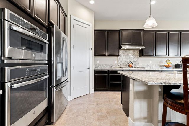 526 Lentini Way, Sacramento, CA 95834