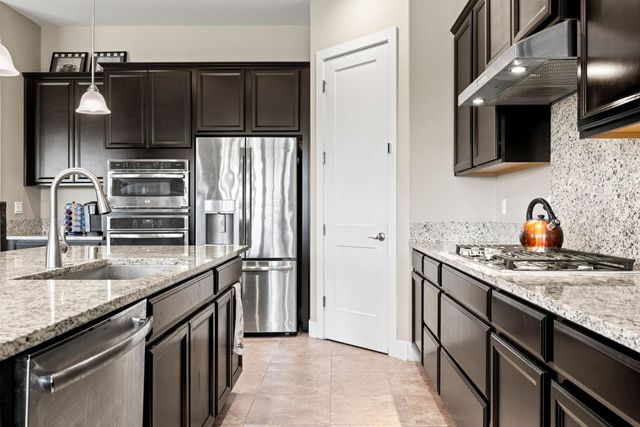 526 Lentini Way, Sacramento, CA 95834