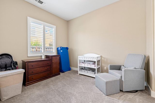 526 Lentini Way, Sacramento, CA 95834