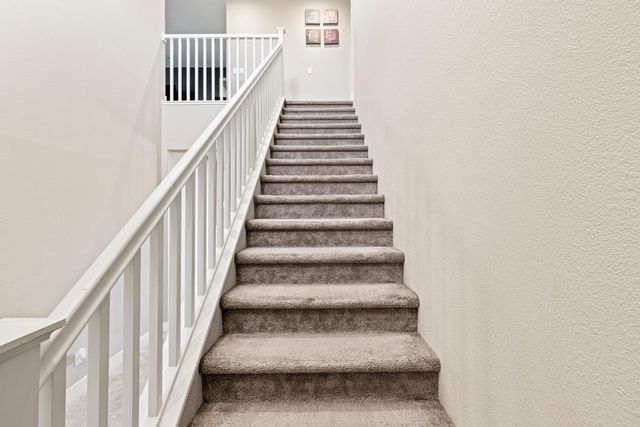 526 Lentini Way, Sacramento, CA 95834
