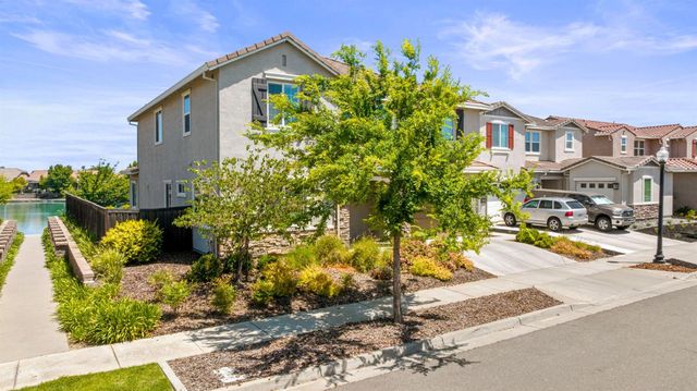 526 Lentini Way, Sacramento, CA 95834