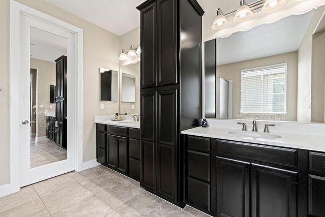 526 Lentini Way, Sacramento, CA 95834