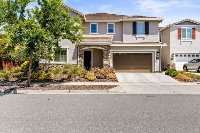 526 Lentini Way, Sacramento, CA 95834