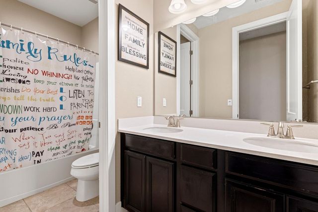 526 Lentini Way, Sacramento, CA 95834