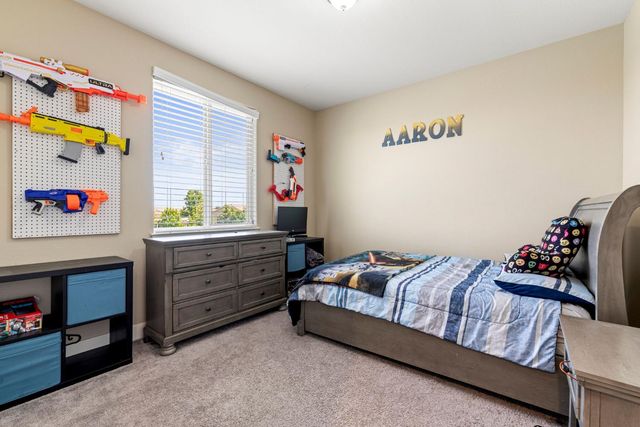 526 Lentini Way, Sacramento, CA 95834