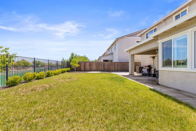 526 Lentini Way, Sacramento, CA 95834