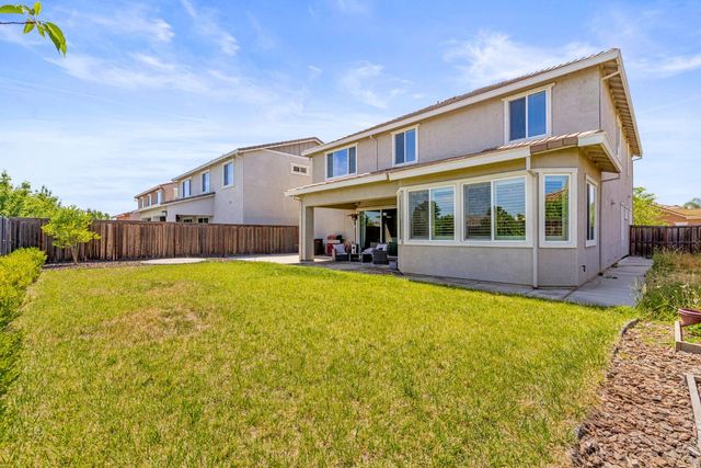 526 Lentini Way, Sacramento, CA 95834