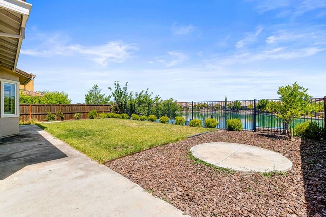 526 Lentini Way, Sacramento, CA 95834