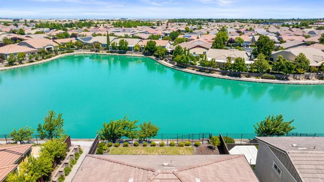 526 Lentini Way, Sacramento, CA 95834