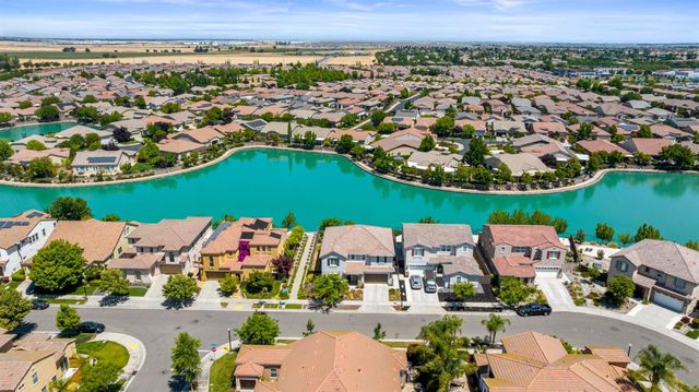 526 Lentini Way, Sacramento, CA 95834