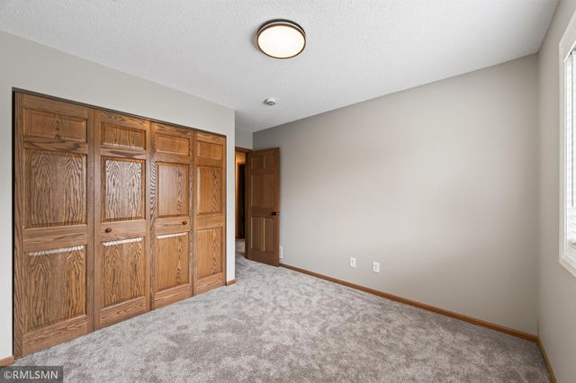 89 126th Lane NW, Coon Rapids, MN 55448