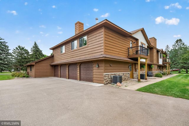 89 126th Lane NW, Coon Rapids, MN 55448
