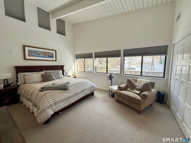 85 Ledgebrook Drive 85, Norwalk, CT 06854