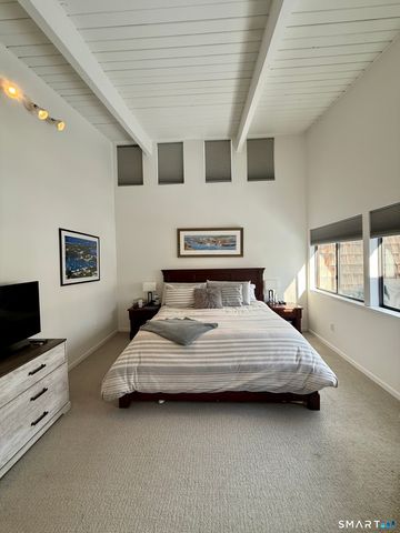 85 Ledgebrook Drive 85, Norwalk, CT 06854