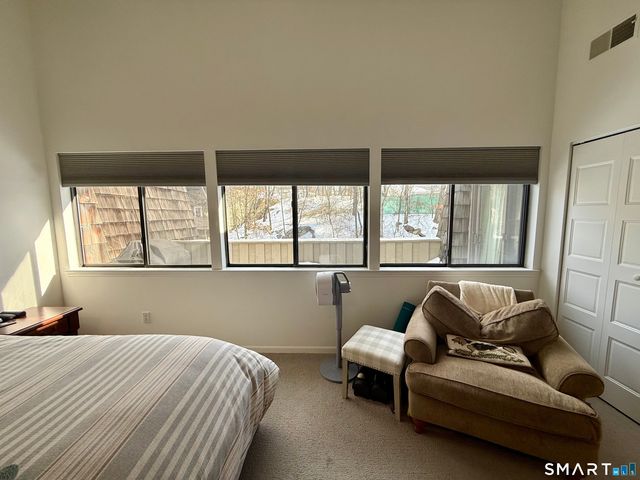 85 Ledgebrook Drive 85, Norwalk, CT 06854