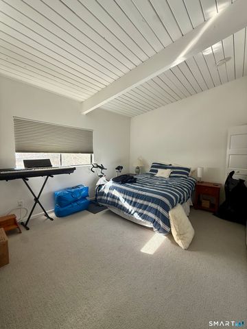 85 Ledgebrook Drive 85, Norwalk, CT 06854