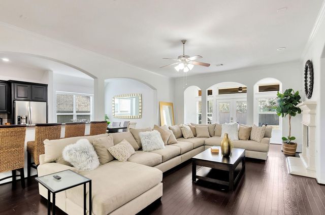 51 Prairie Falcon, The Woodlands, TX 77389