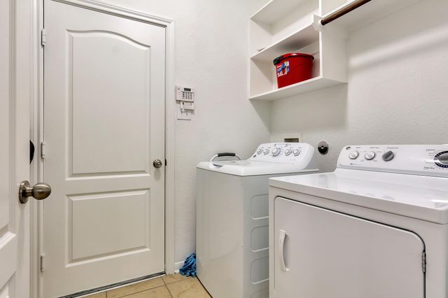 51 Prairie Falcon, The Woodlands, TX 77389