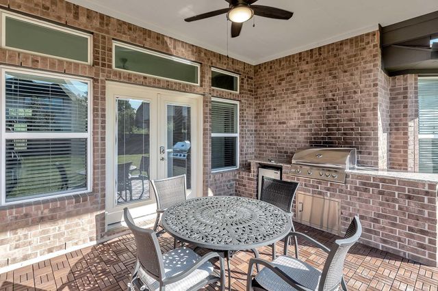 51 Prairie Falcon, The Woodlands, TX 77389