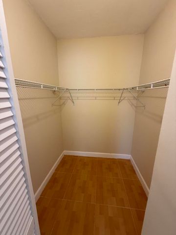 3660 SW 60th Avenue 2, Davie, FL 33314